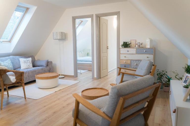 Hegyestű-lába Vendégház - B&B Zánka