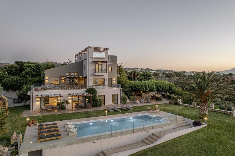 Villa Heora - The Floating Residence - Ferienwohnung Tría Monastíria
