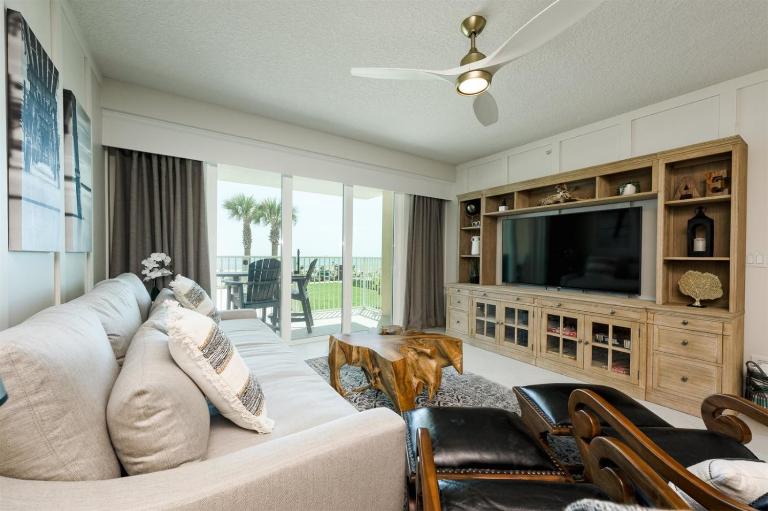 Unit 103 Aruba - 3 Bedroom Ocean Front - B&B Daytona Beach