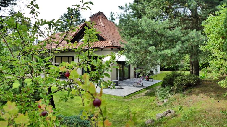 DOBRE MIEJSCE – przytulny dom przy jeziorze Głębokim - B&B Borkowo