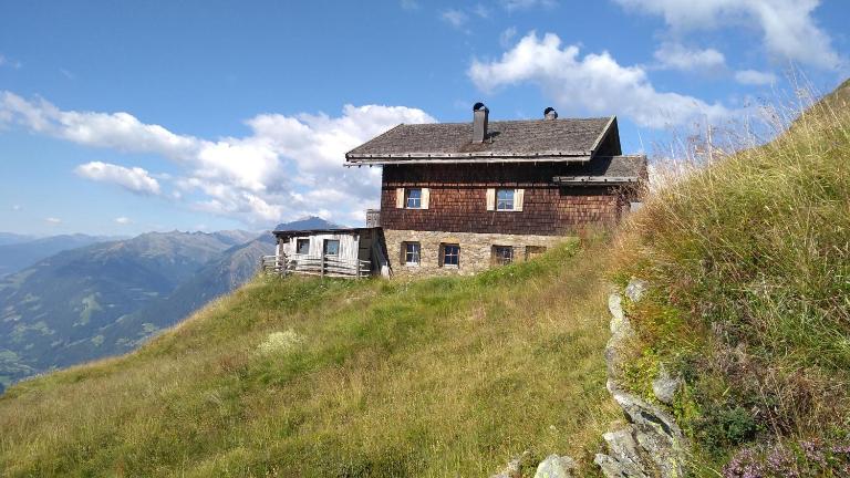 Almgasthaus Flecknerhütte - Bed and Breakfast Sankt Leonhard in Passeier