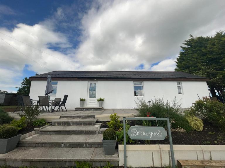 Unique countryside stay - Ferienwohnung Dundrod