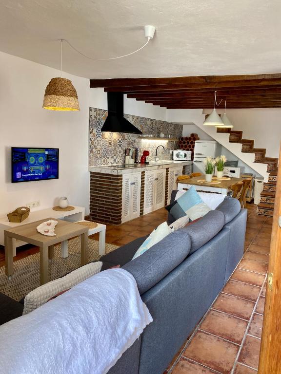 Casa Bodijar - Casa Rural en Lentegi - B&B Lentegí
