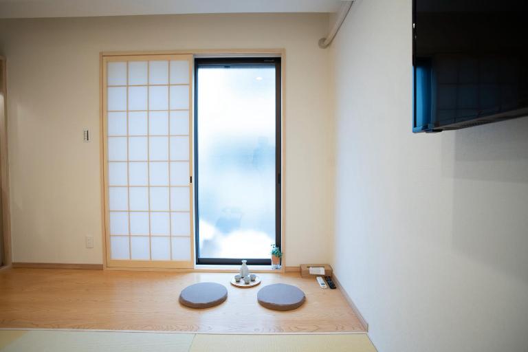 HANASTAY花渓居 · 山（YAMA) - B&B Osaka