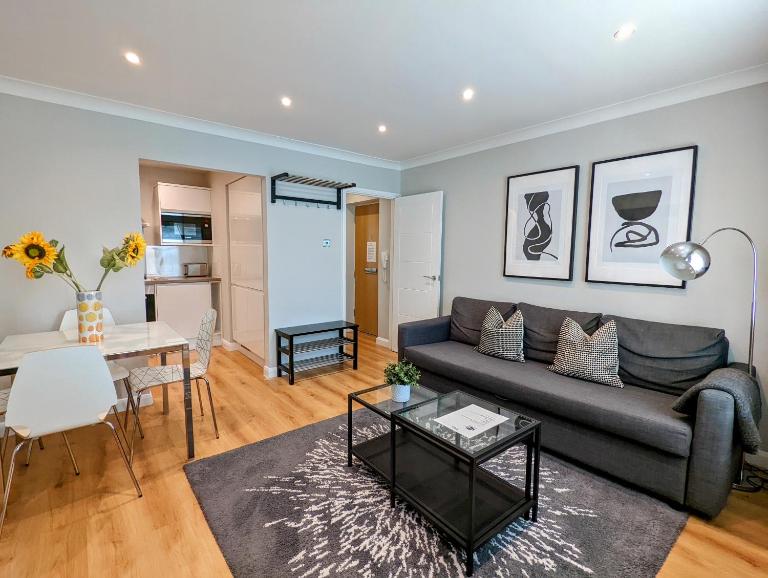 Saffron Court by Wycombe Apartments - Apt 08 - B&B High Wycombe