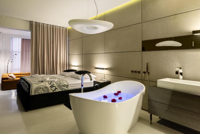 Apartament z jacuzzi City Life Centrum - B&B Bielsko-Biała