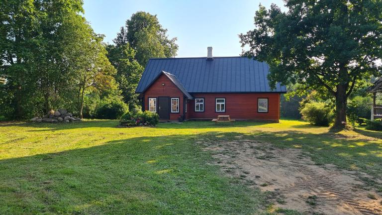 SIRELISURU KÜLALISTEMAJA - B&B Navi