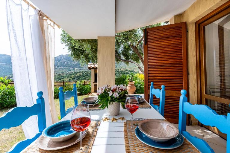 Ca Fiorini Vista Mare - Bed and Breakfast Villasimius