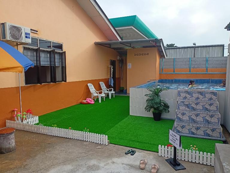 NS Homestay Private Pool - Chambres d'hôtes Kampong Chabir