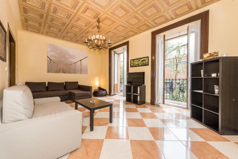 Grand Latina Apartment - B&B Madrid