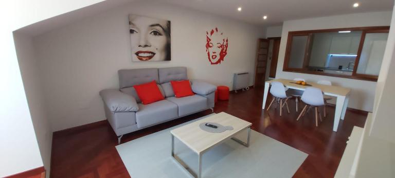 Apartamentos LEON XIII - Bed and Breakfast Vilagarcía de Arousa