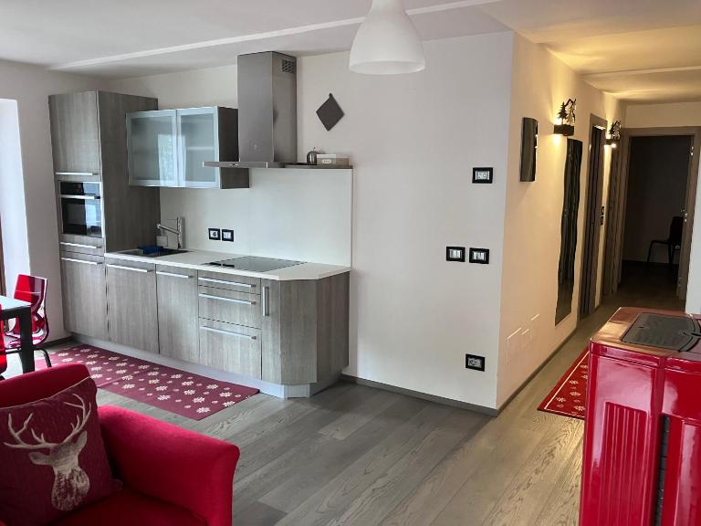 Dolomites Holiday Home - Ferienwohnung Canazei