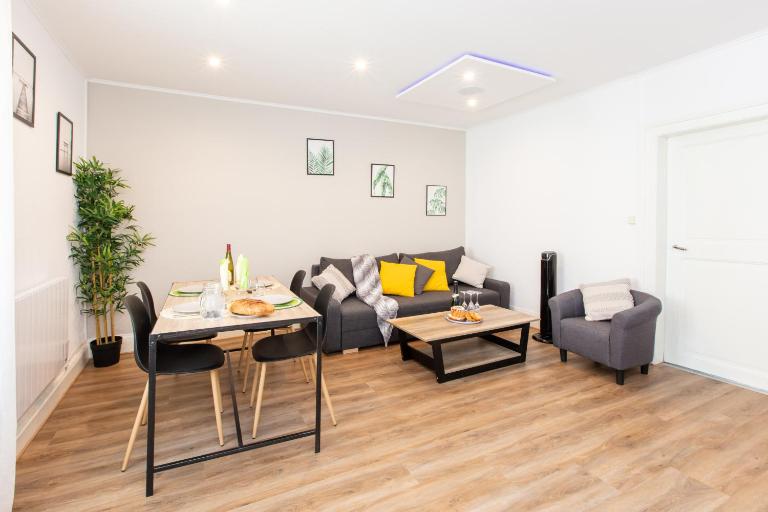 Le Green St Léon : Lit Queen Size * WIFI * Idéal Couple - Ferienwohnung Colmar