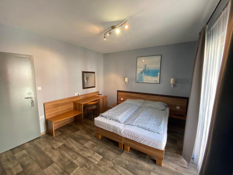 Kalcit Tourist Motel - B&B Bélapátfalva