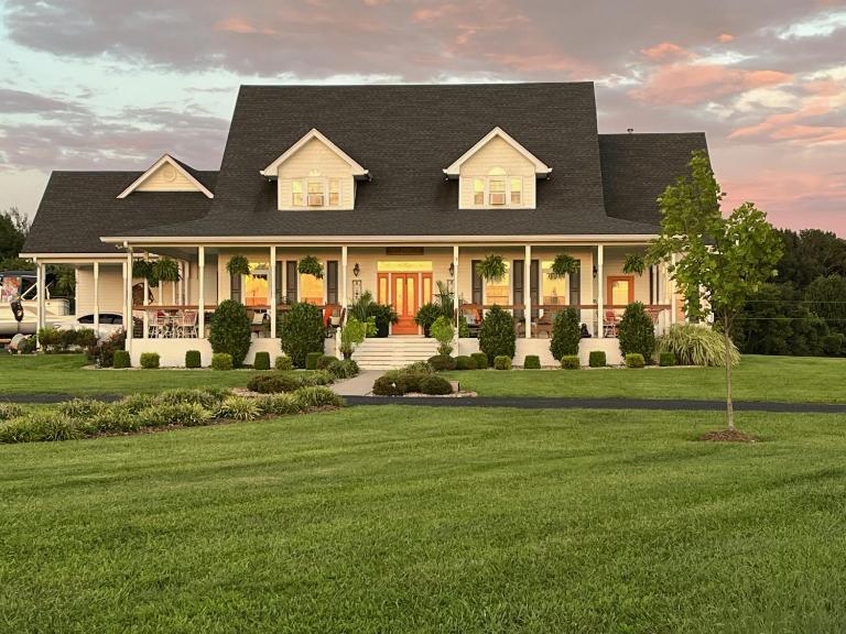 Barren Breeze Bed and Breakfast - B&B Lucas