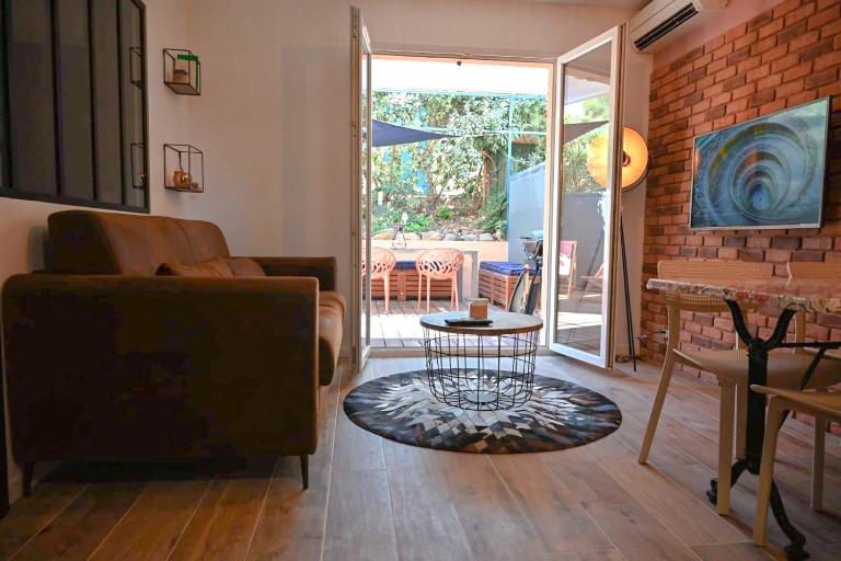 Appartement cosy & moderne à 180m de la plage - B&B Sanary-sur-Mer