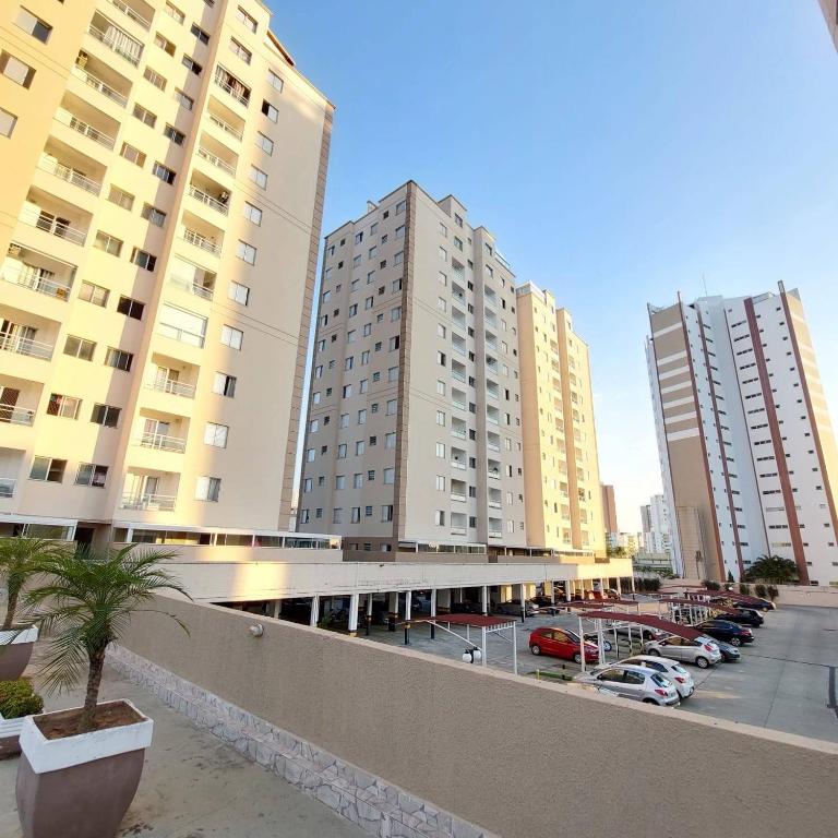 Apto 3Q Ar Suíte Shopping Wifi - Ferienwohnung Taubaté