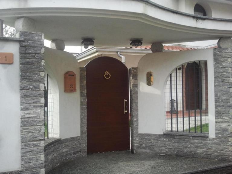 Crespi House - Chambres d'hôtes Parabiago