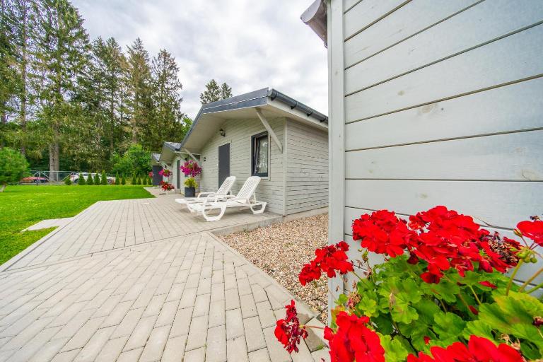 Domki nad Rozlewiskiem - Bed and Breakfast Barkowo