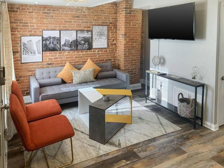 Cozy Modern Apt in the Heart of Fells Point! - B&B Baltimore