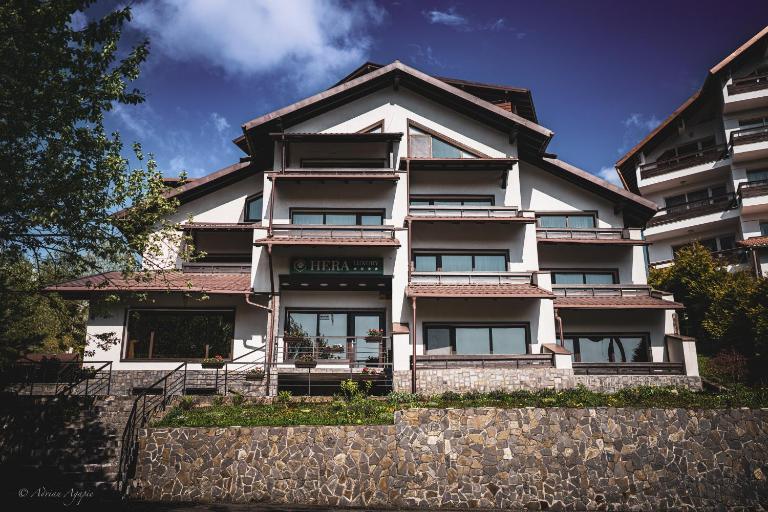 Vila Hera Luxury - Bed and Breakfast Predeal
