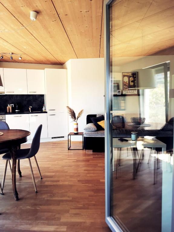 Ferienwohnung Heimatliebe mit Alpenblick - B&B Weilheim