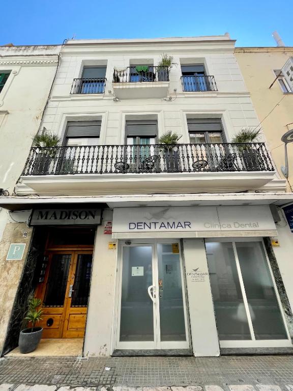 Madison Rooms - B&B Sitges