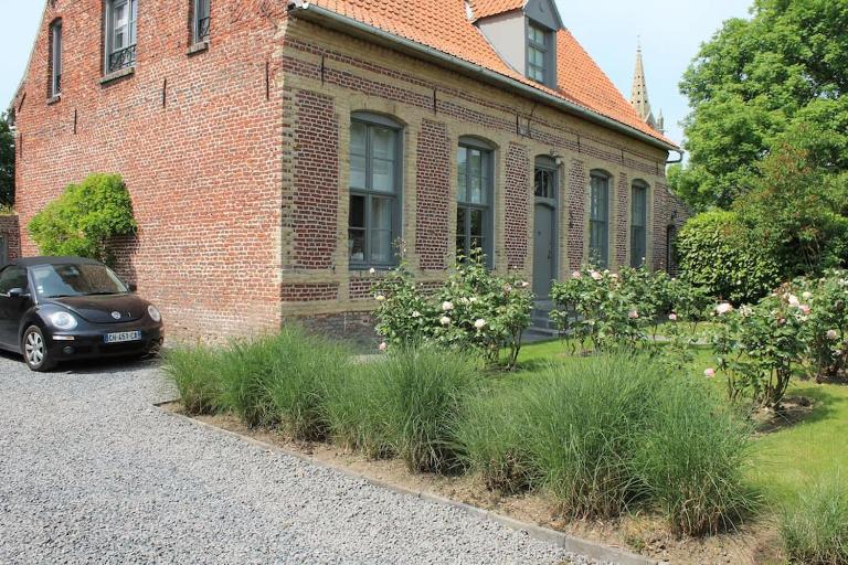 LE GITE DU PRESBYTERE - B&B Herzeele