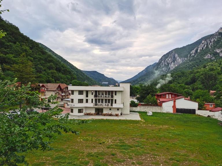Onix Baile Herculane - B&B Băile Herculane