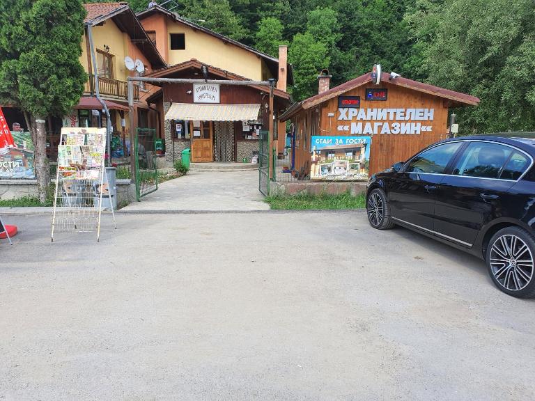 GUEST HOUSE TONI СТАИ за ГОСТИ ТОНИ - Bed and Breakfast Ribaritsa