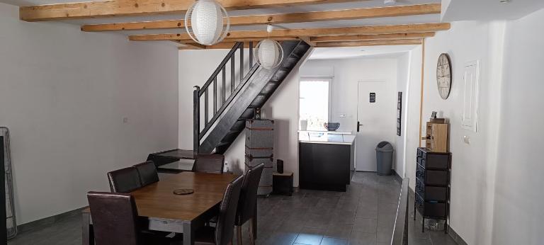 Agréable maison de village - B&B Laudun-l'Ardoise