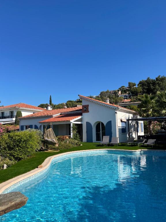 VILLA LA QUIETUDE - B&B Les Issambres