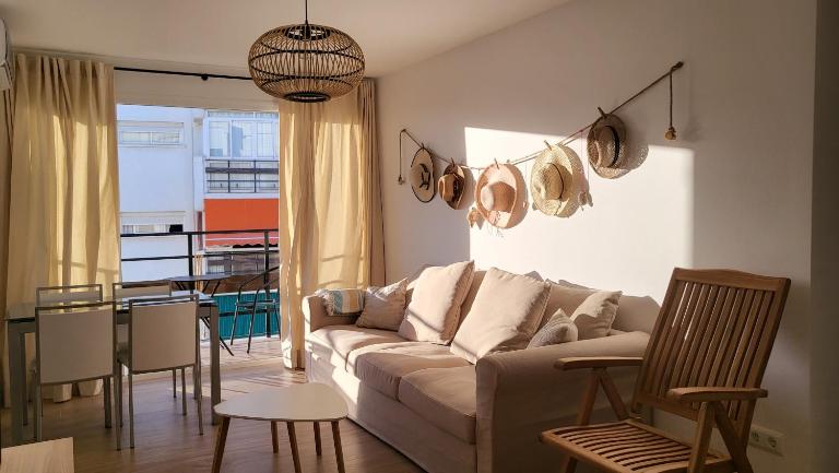 PARQUE ANTENA , Estepona APARTAMENTO LA TATA - B&B Estepona