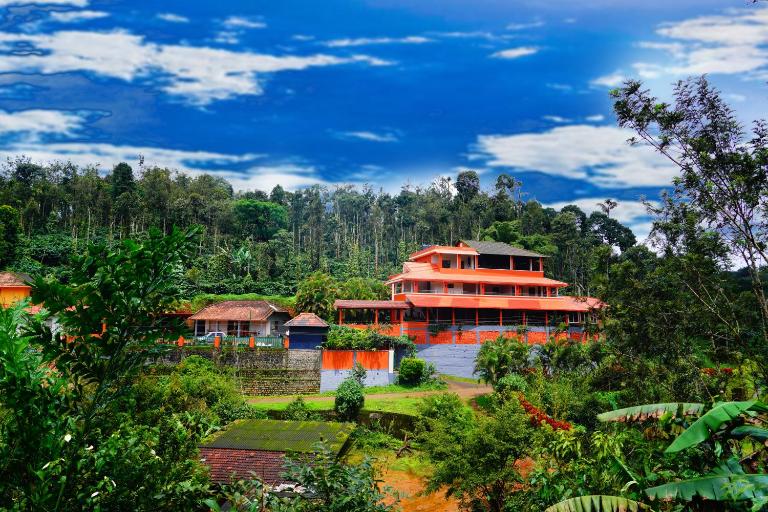 Deva Maani Coorg Nature View - B&B Madikeri