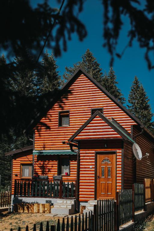 Momo's House - B&B Zabljak