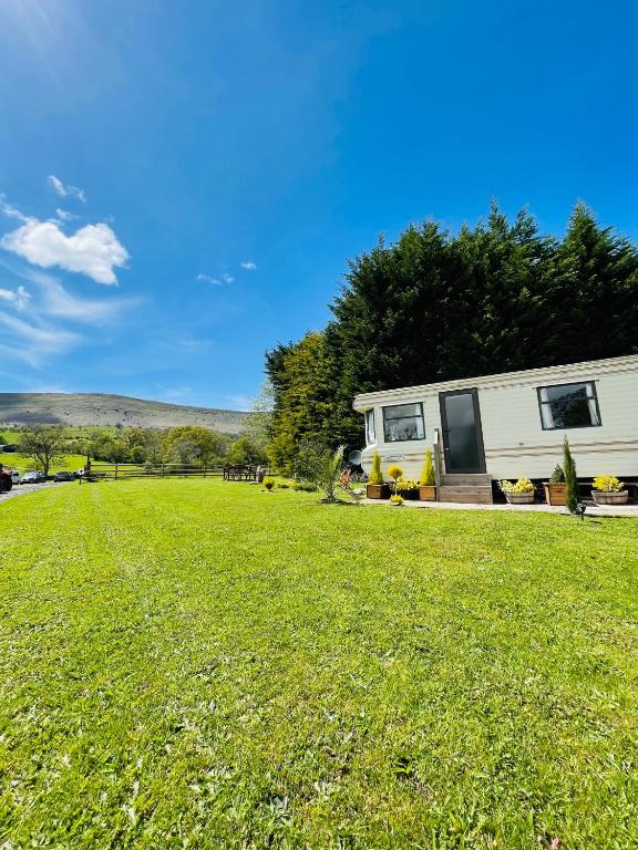 CAYORETREAT STATIC CARAVAN - Bed and Breakfast Longtown