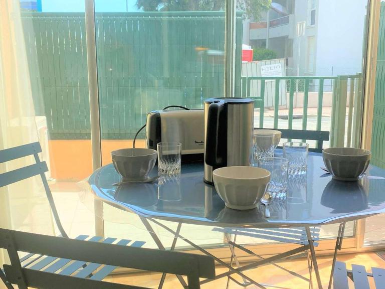 Charmant studio climatisé en rez-de-jardin, proche plage, avec garage privé à Cavalaire-sur-Mer - FR-1-226B-116 - B&B Cavalaire-sur-Mer