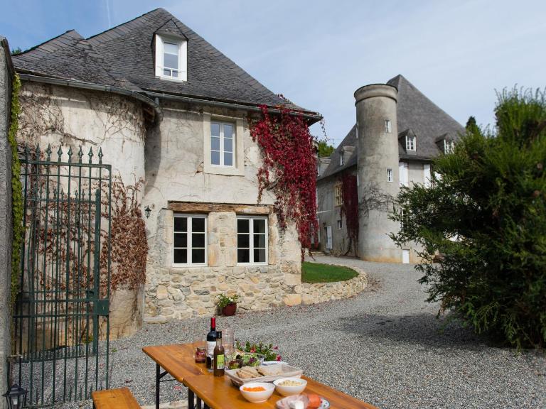 Loge du Chateau de Pouech - Chambres d'hôtes Moulis