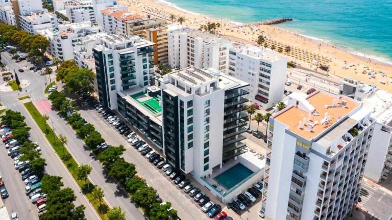 Apartamento Terraços de Quarteira - Chambres d'hôtes Quarteira