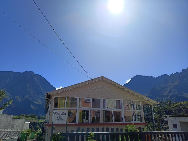 Petite Fleur de Lentilles 2 - B&B Cilaos