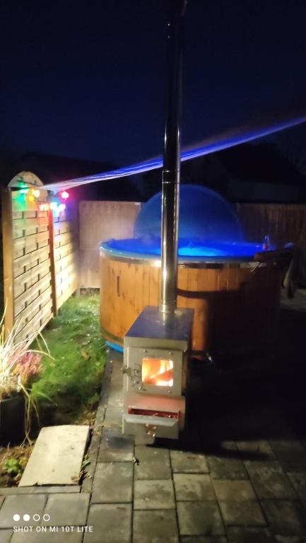 Uroczy domek z baliá z jacuzzi - B&B Władysławowo