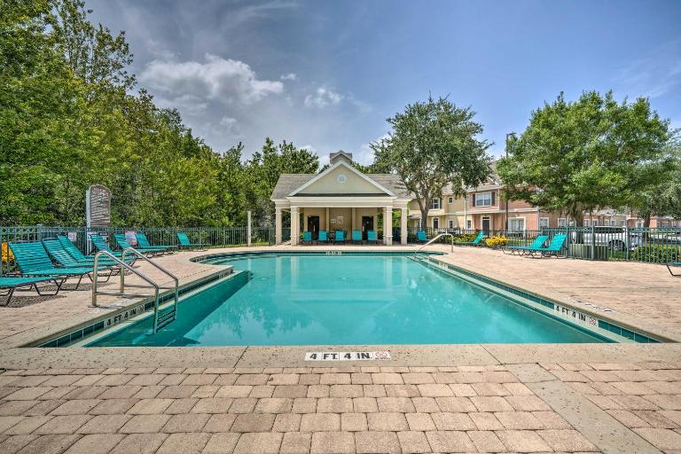 Kissimmee Condo: Community Perks, 10 Mi to Disney! - B&B Kissimmee