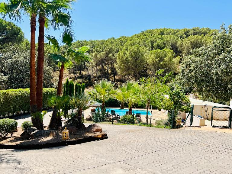 Villa ALJARAL, Espectacular,piscina,chimenea, climatización, wifi - Bed and Breakfast Córdoba