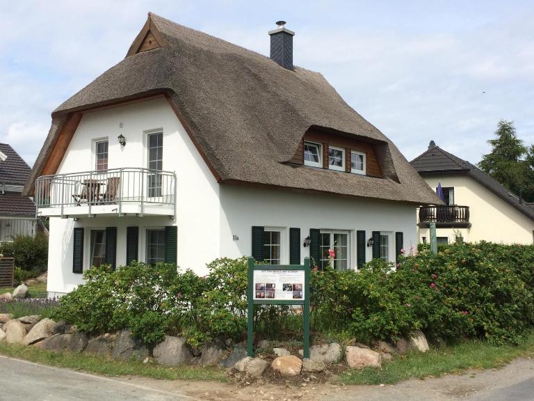 Reetdachhaus am Bodden Middelhagen - Ferienwohnung Middelhagen