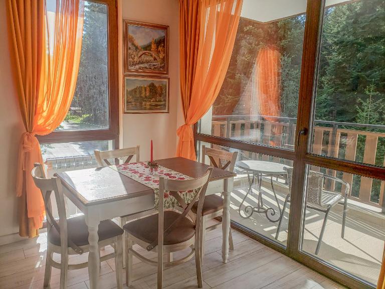 Lovely Borovets Apartment - B&B Borovets