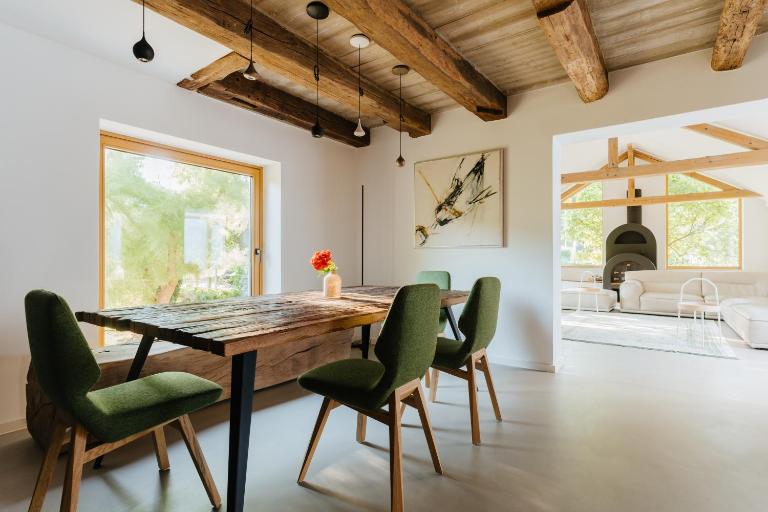 Villa LISA - VILLA WITH SWIMMING POOL AND HUGE GARDEN - Ferienwohnung Mozirje
