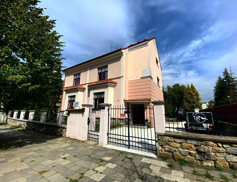Pension Moravia - Bed and Breakfast Olomouc