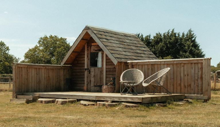 Glamping at the Retreat Wiltshire is rural bliss - B&B Chippenham
