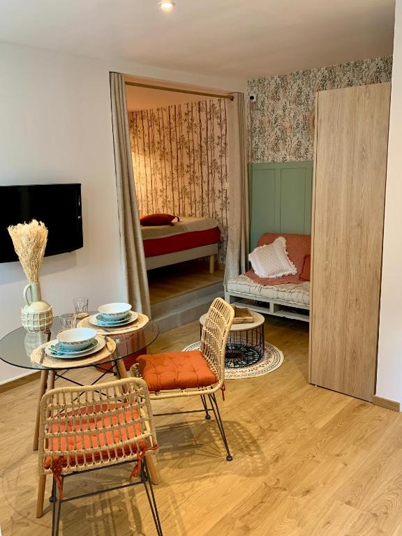Natural Suite en centre ville avec SPA et jardin - B&B Dijon