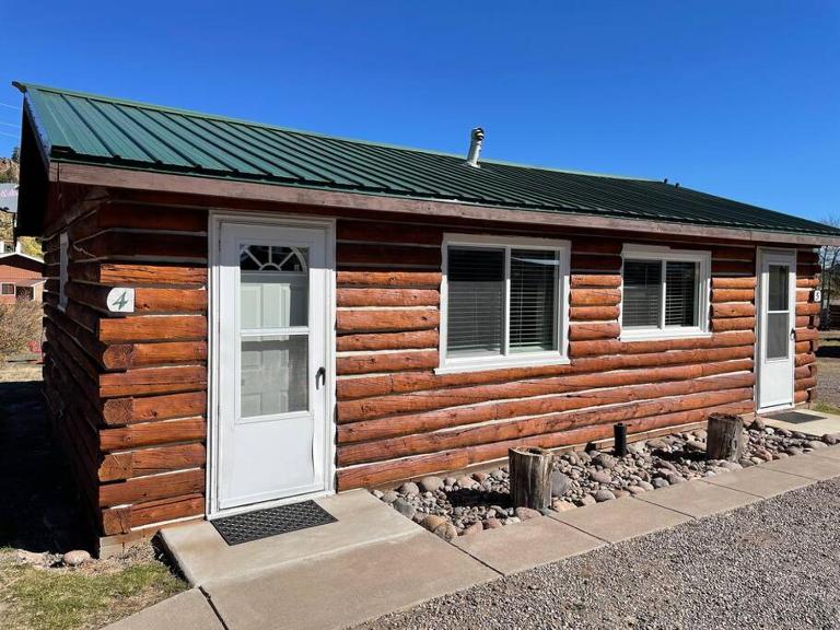 Cozy cabin #4 at Aspen Ridge Cabins - B&B South Fork